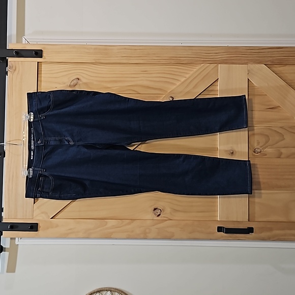 Old Navy Denim - Old Navy | Dark Wash Super Skinny Jeans | Size 18